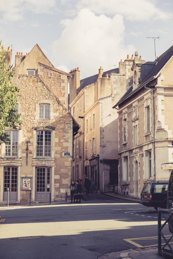 La Maison De La Liberte Suite Jeanne Barret Poitiers Exterior foto